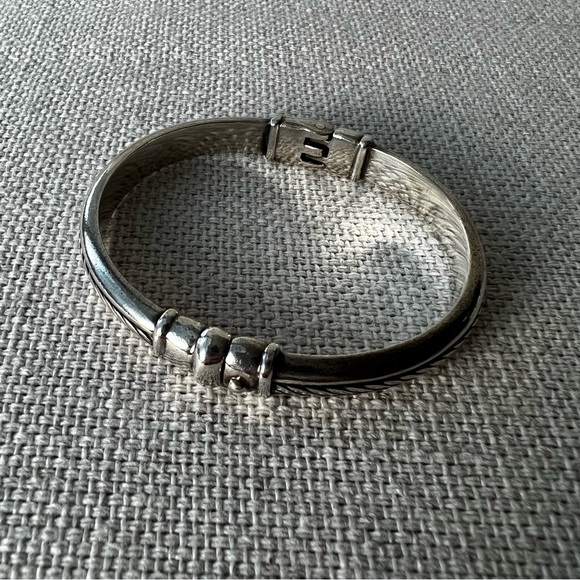 Sterling Silver Sculpted Cable Rope Bangle Bracelet - Picture 5 of 8